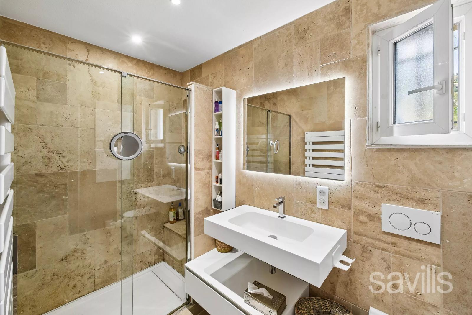 Maison à Èze avec Jacuzzi et piscine