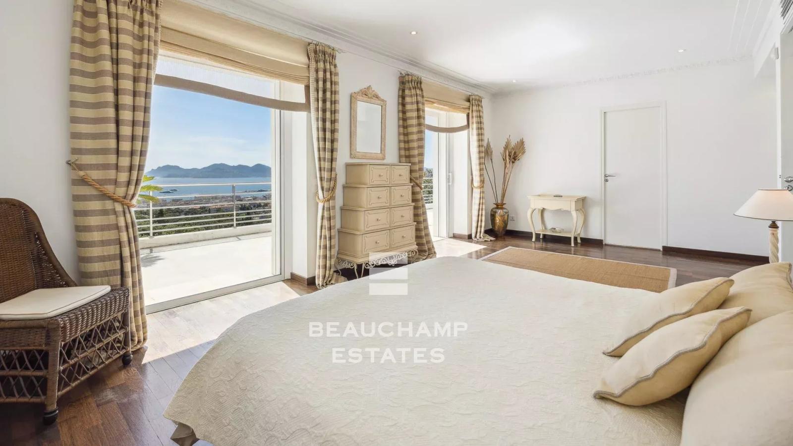 Cannes Californie - villa vue mer panoramique