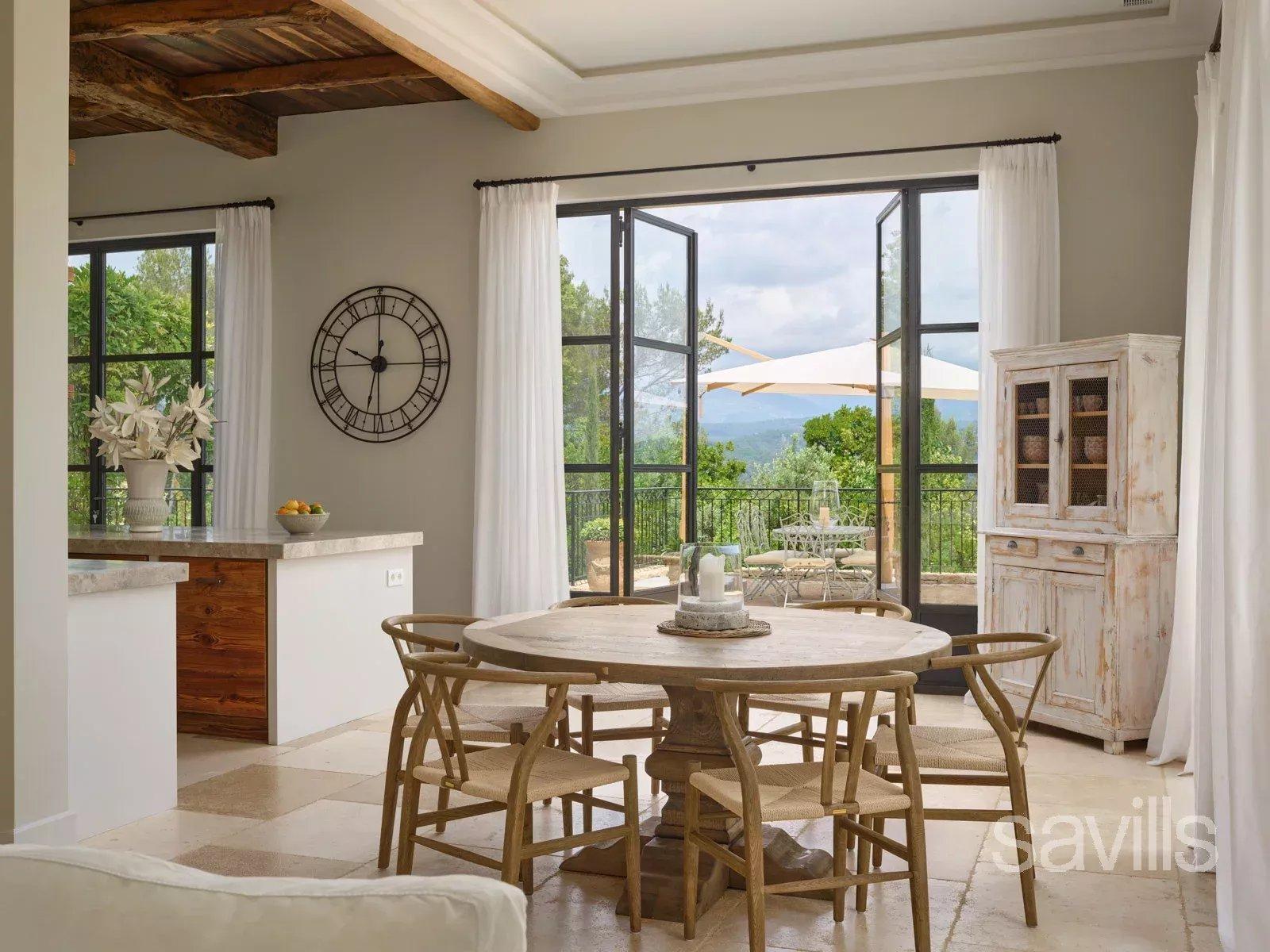 Magnifique propriété au sein du domaine