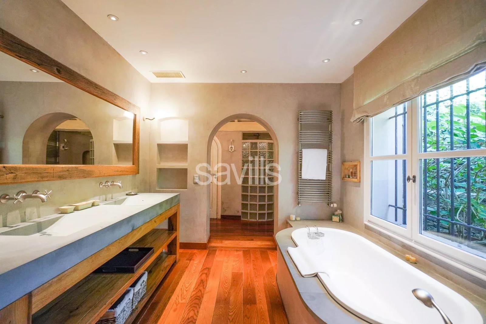 Paisible mas provençal au coeur du Golfe de Saint-Tropez, 5 chambres