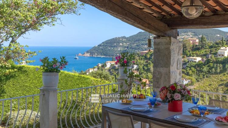 Charmante villa provençale avec vue mer et montagnes