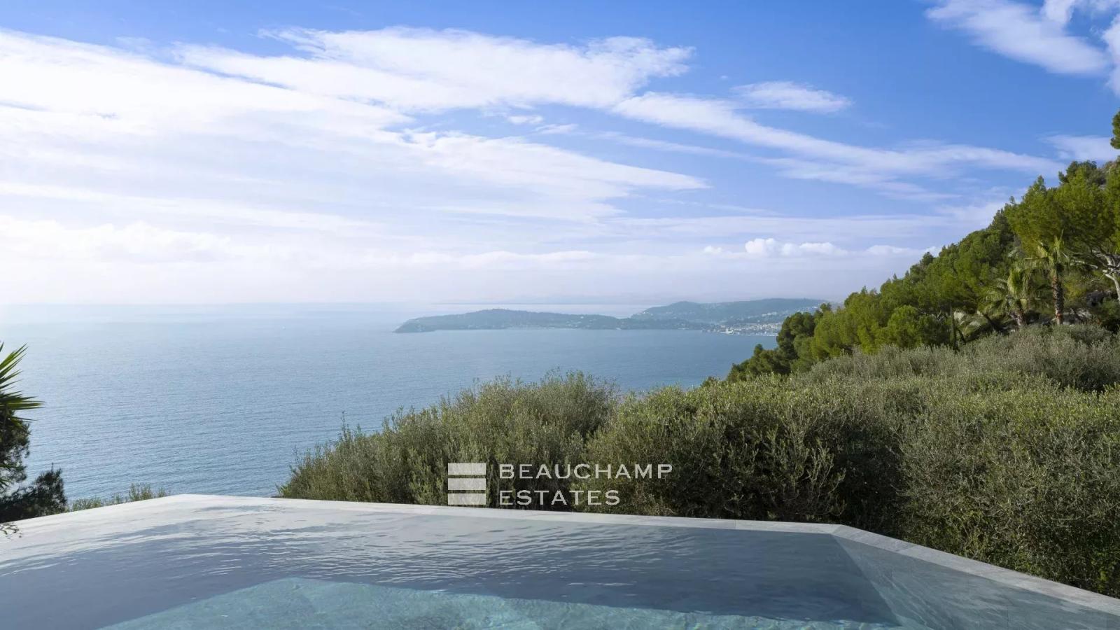 Splendide Villa Néo-Provençale à 2 min de Monaco