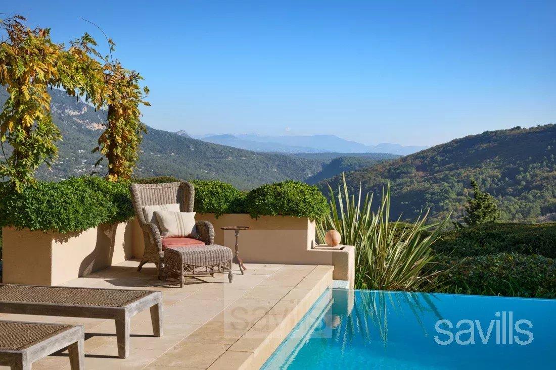 Propriété d’exception avec vues panoramiques