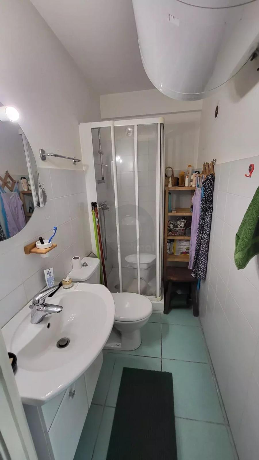 A VENDRE - MENTON CENTRE - STUDIO 20M2 AVEC JARDINET