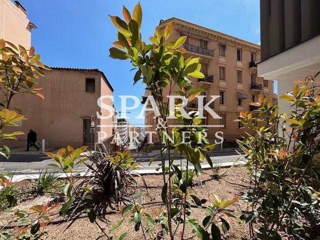 Beausoleil Centre - Grand appartement T1 neuf