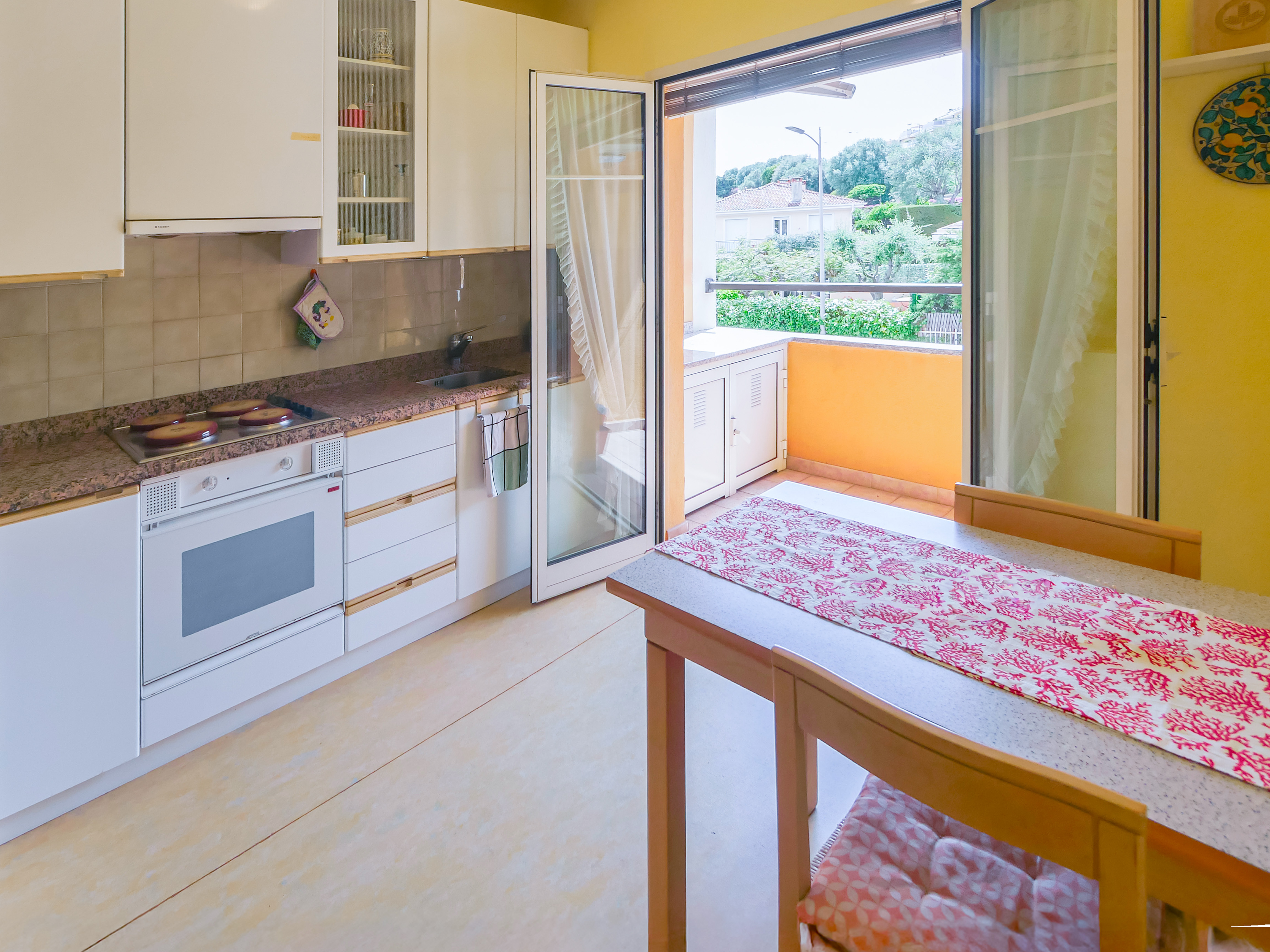 7c089_cuisine-roquebrune-cap-martin-valeri-agency-by-jm-barei-1779438784.jpg