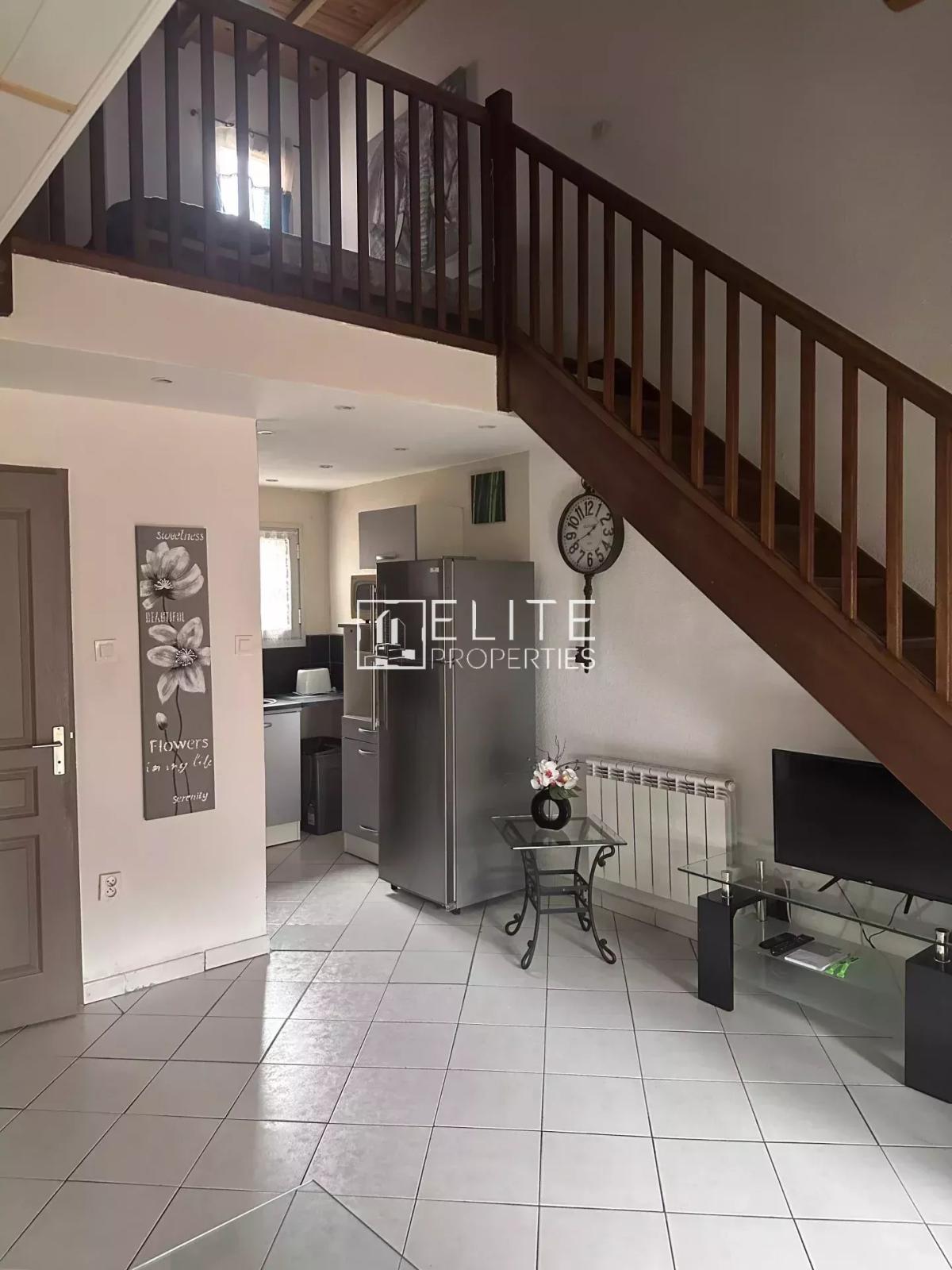 APPARTEMENT DUPLEX 2 PIECES FREJUS