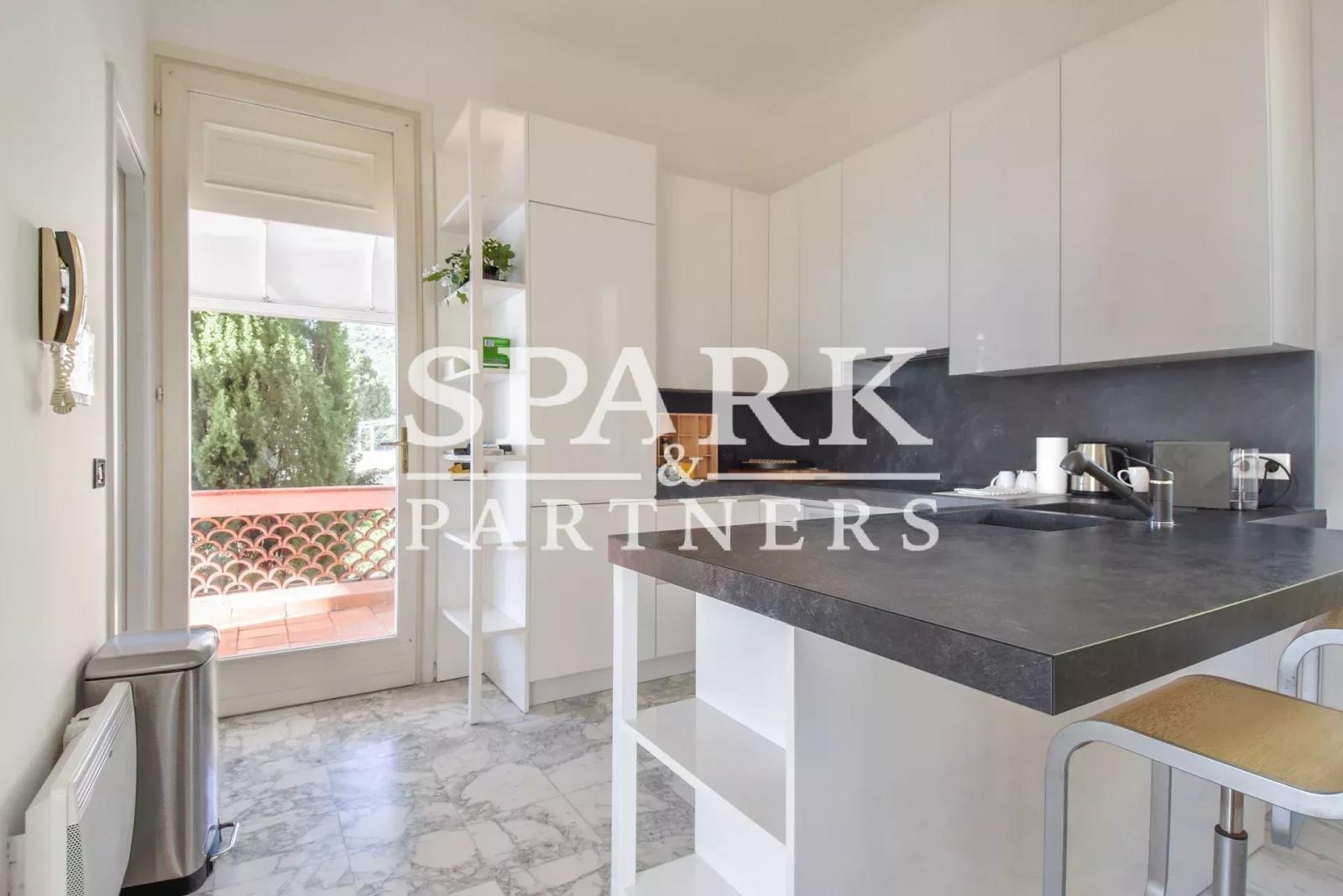 APPARTEMENT VUE MER PANORAMIQUE - RÉSIDENCE AVEC PISCINE