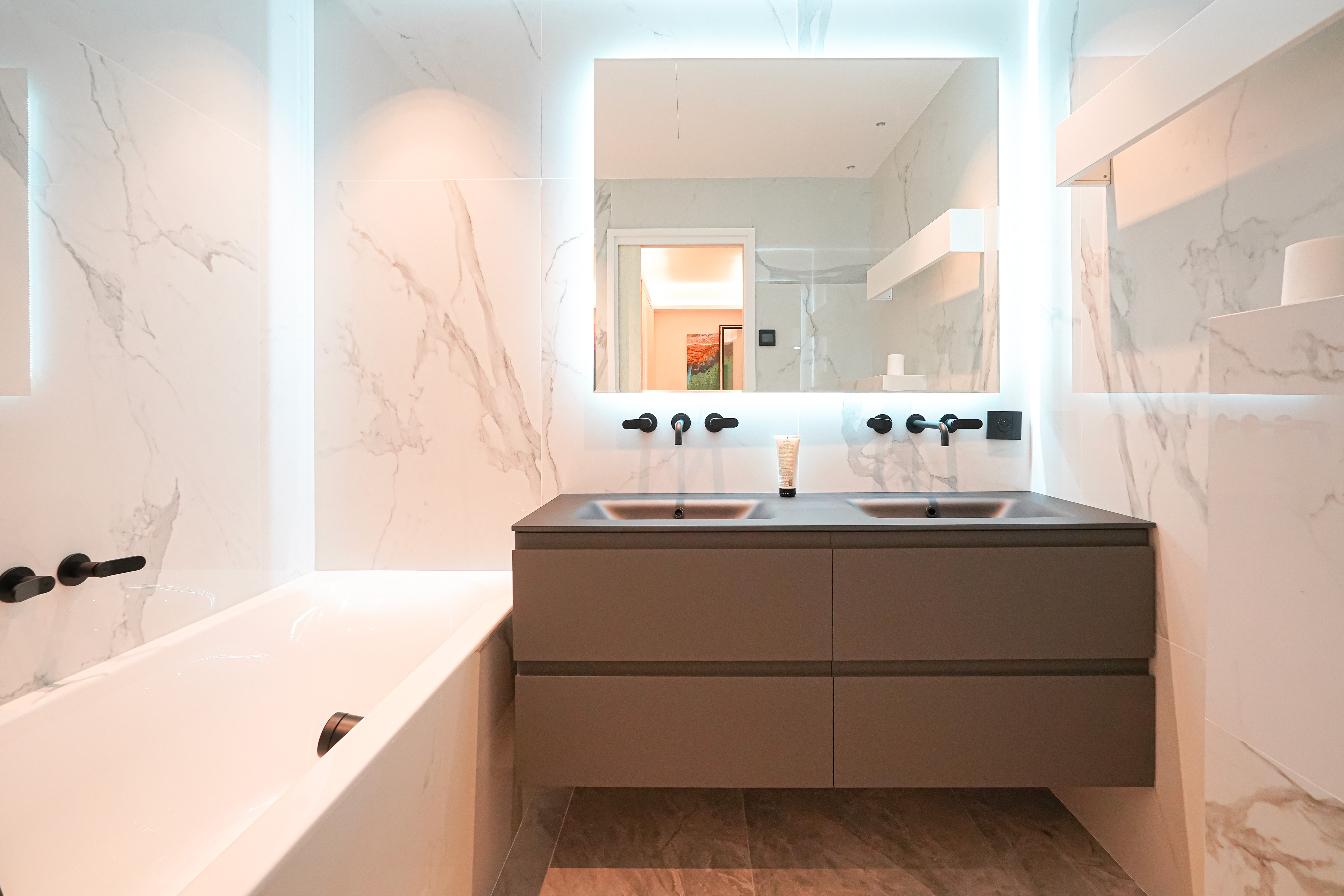 7d3cc_sdb-chambre-fontvieille-barnes-valeri-agency-monaco-1778495782.jpg