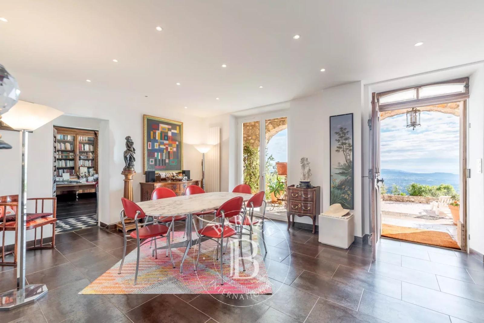 Grasse – Exceptionnelle propriété vue panoramique – 5 chambres