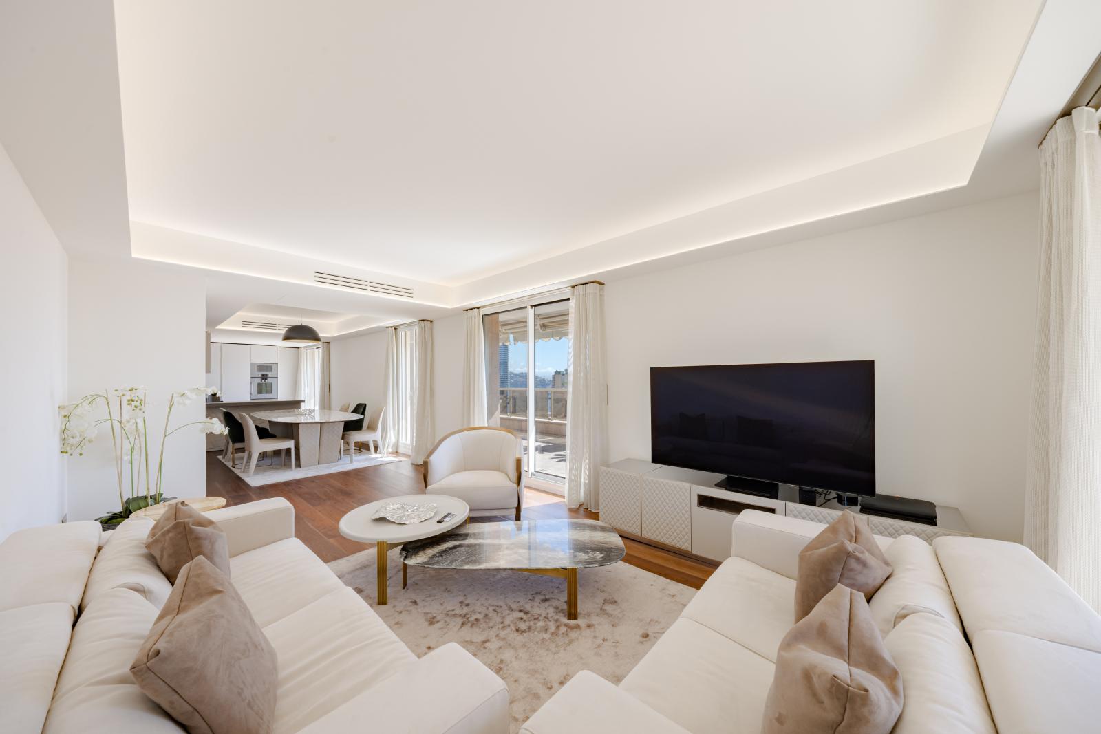 MAGNIFIQUE PENTHOUSE PROCHE DES PLAGES