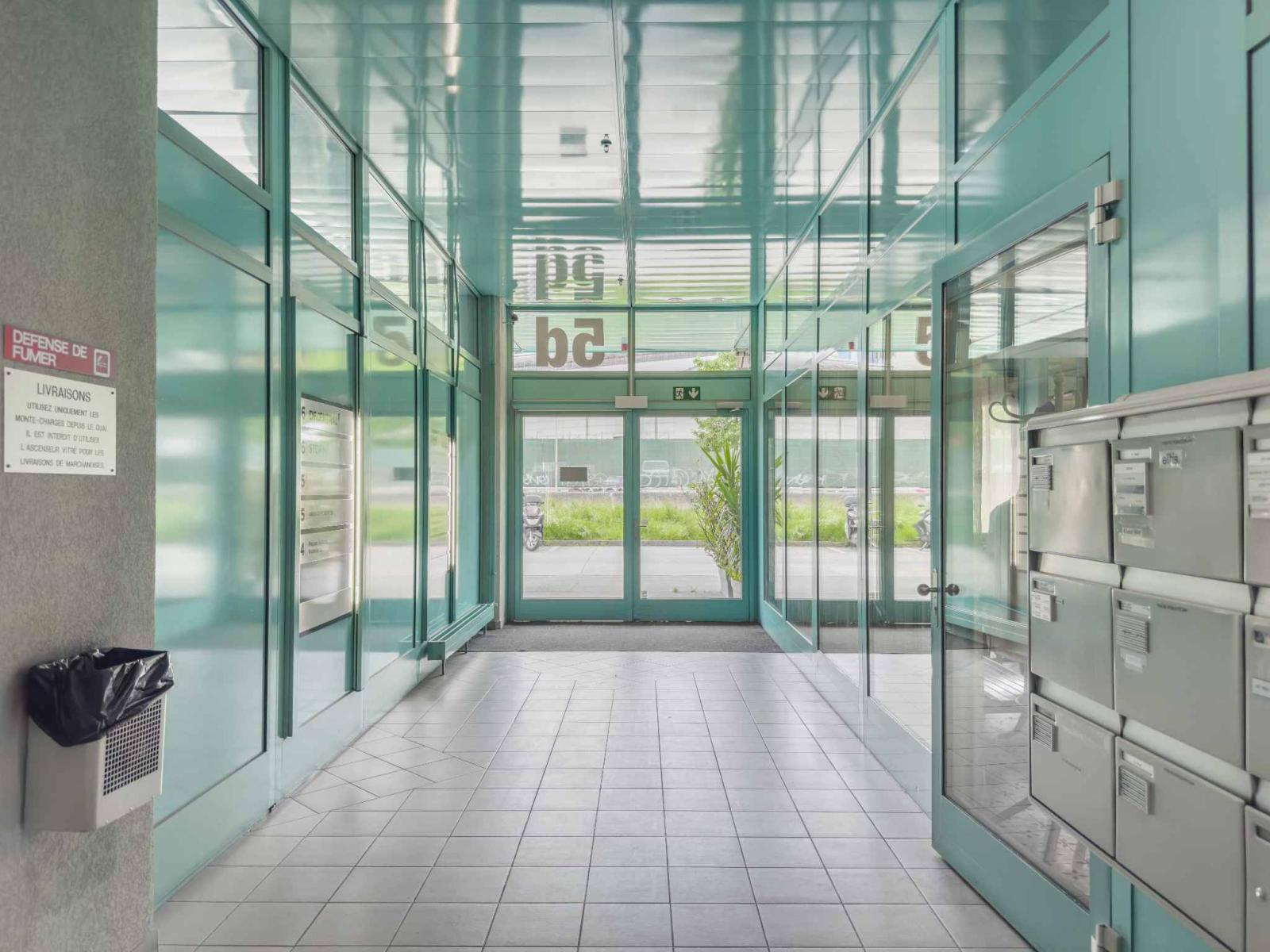 Surface d’atelier ou bureau de 231 m² à Carouge