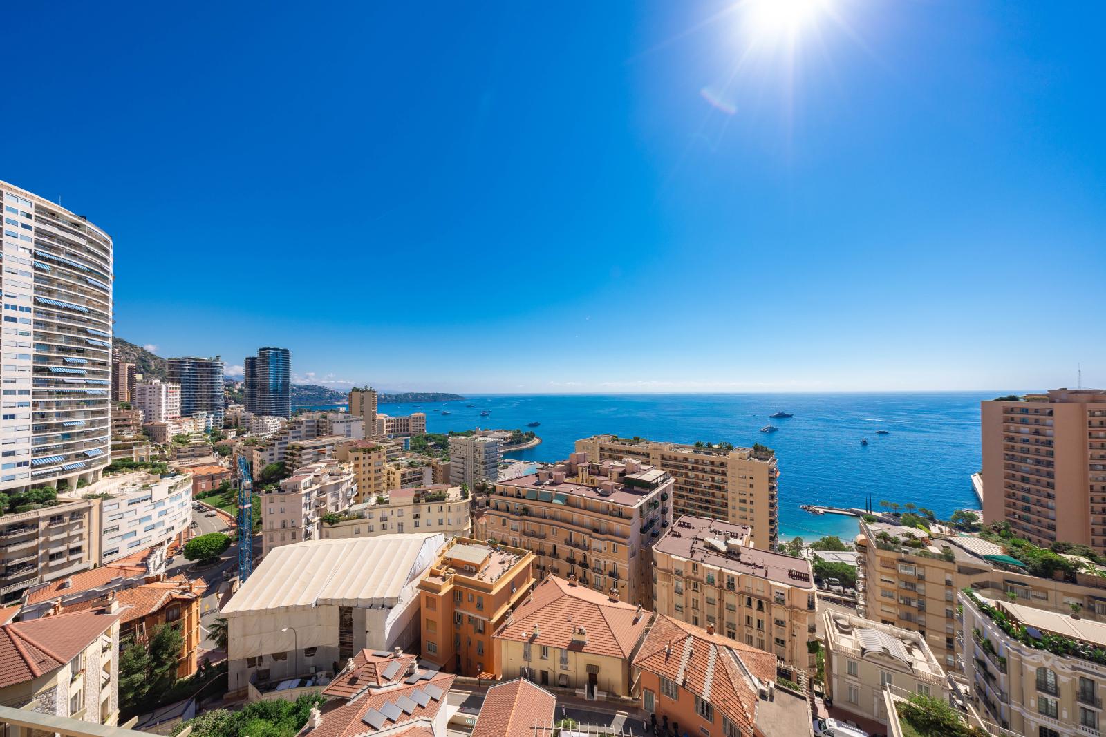 MAGNIFIQUE PENTHOUSE PROCHE DES PLAGES
