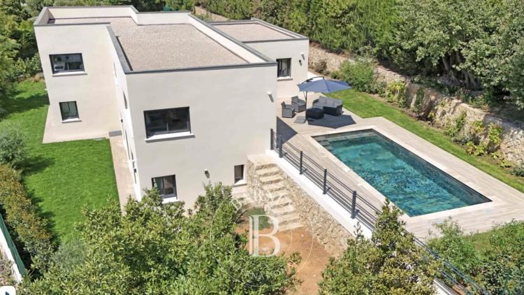 Vence – Villa contemporaine avec vue sur Saint-Paul-de-Vence et la mer