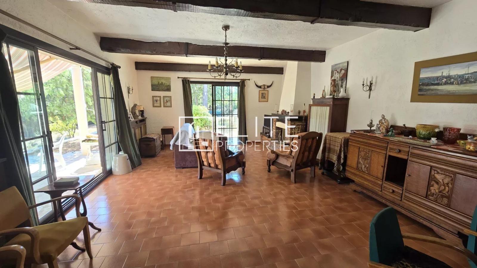 APPARTEMENT 3 PIÈCES EN BAS DE VILLA 104 m² + TERRAIN DE 1000 m² MOUANS-SARTOUX