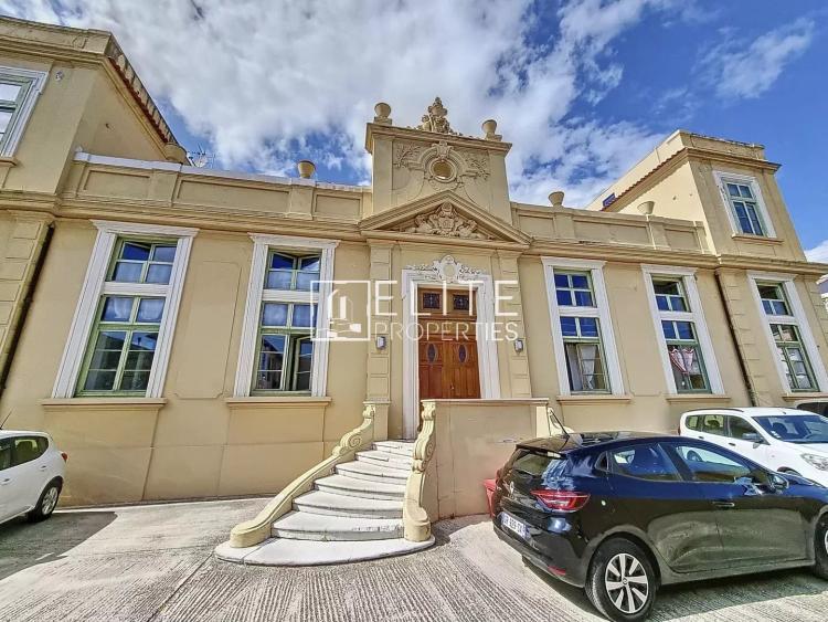 APPARTEMENT 4 PIECES 102m² + PARKING - VALLAURIS