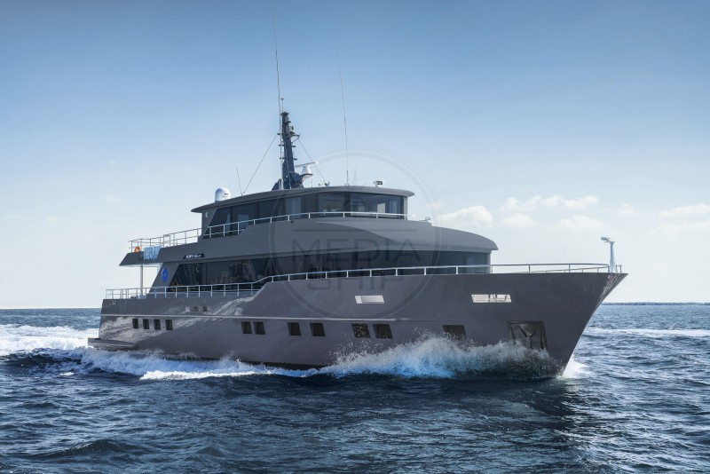 Gulf craft Nomad 95 suv-img1