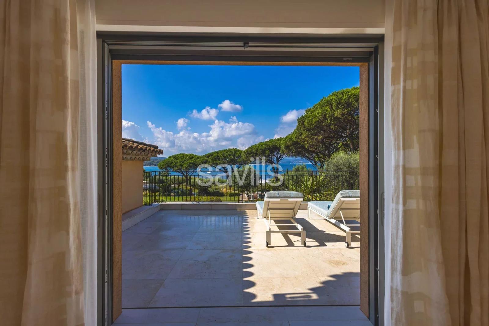 Luxe absolu face à la baie de Saint-Tropez