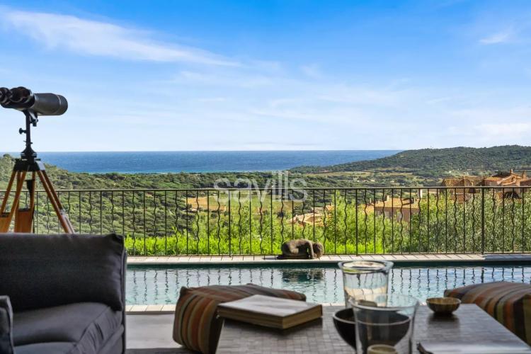 Villa cinq chambres, piscine chauffée et paysages de carte postale