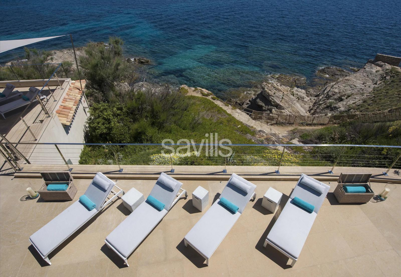 Propriété exclusive pied dans l'eau à Saint-Tropez