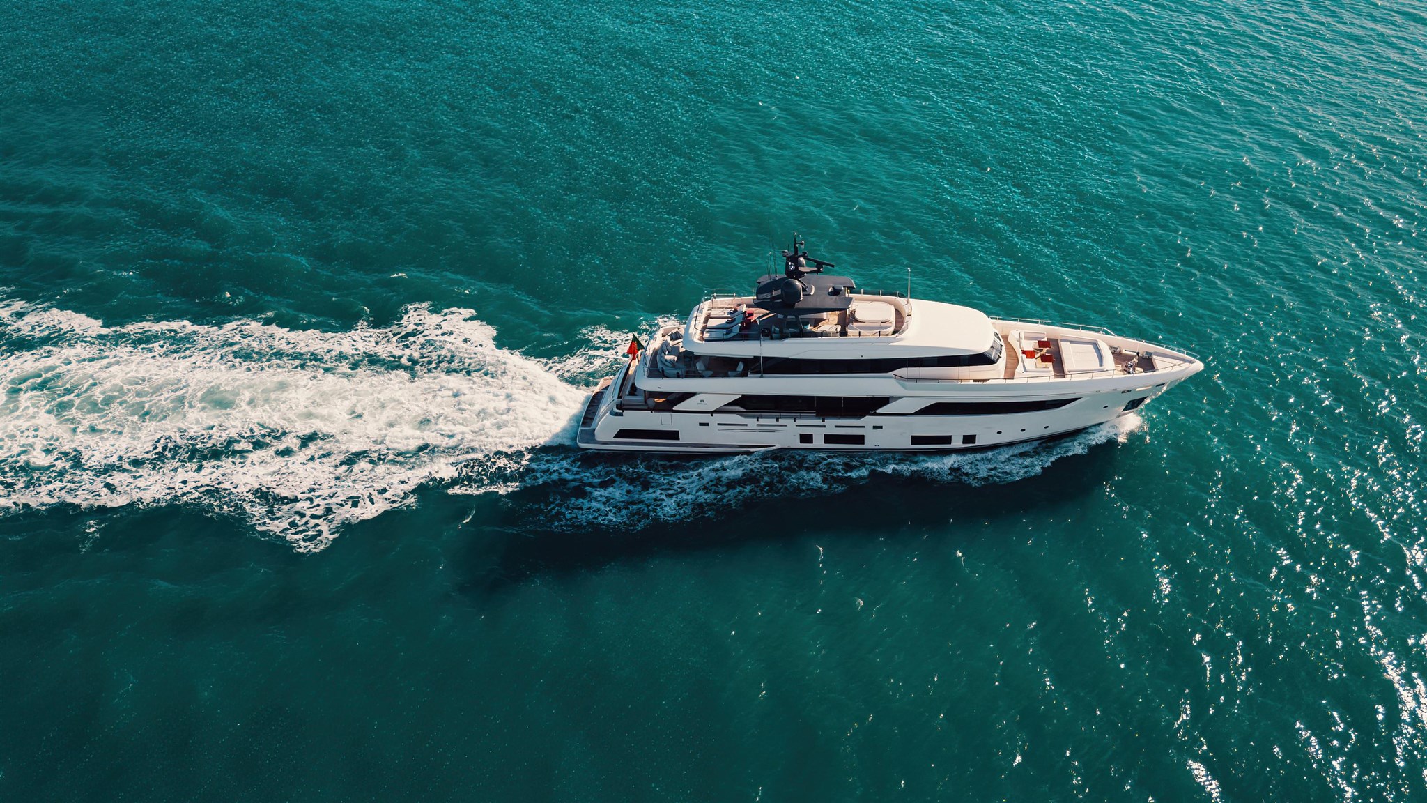 Custom line Navetta 37-img1