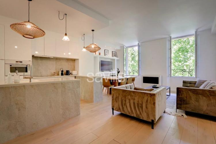 Appartement trois chambres en plein coeur de Saint-Tropez