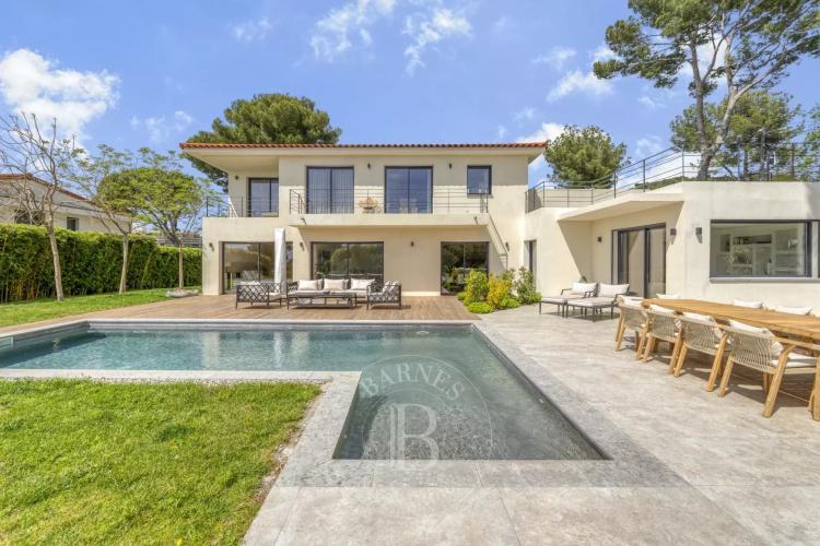 LE CANNET - VILLA NÉO-PROVENÇALE - VUE MER ET ESTÉREL