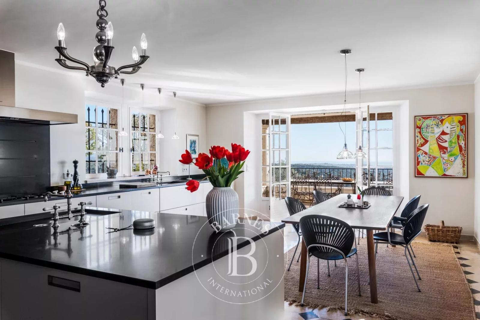 Vence - Mas d'exception en pierres - vue mer panoramique - 6 chambres