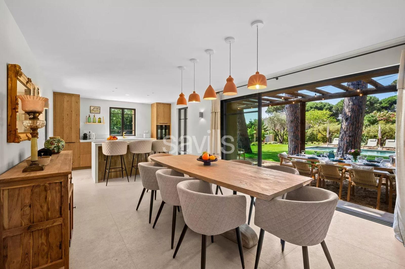 Villa de charme à Saint-Tropez – quatre chambres, piscine & calme absolu