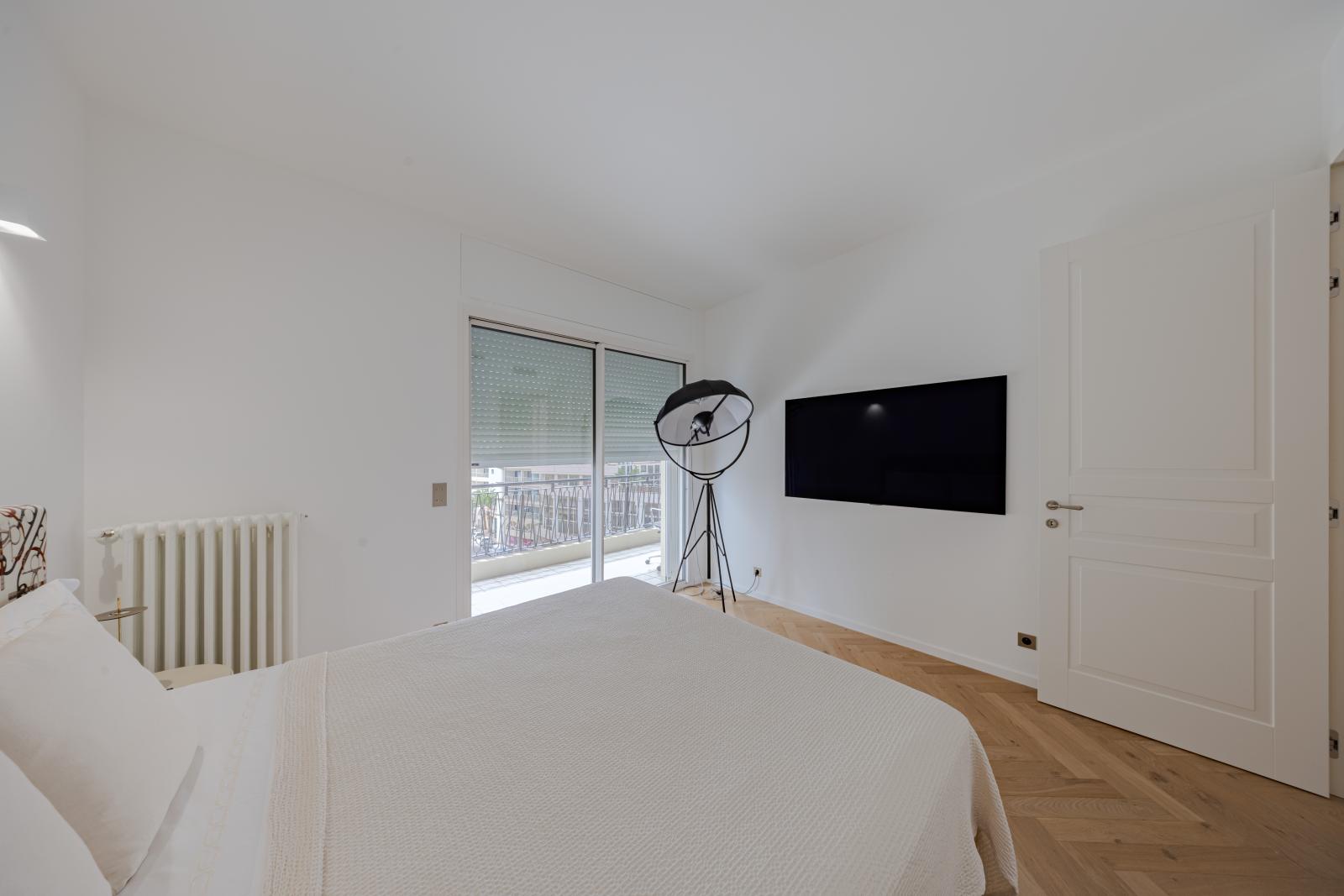 3 PIÈCES RÉNOVÉ EN ÉTAGE ÉLEVÉ – VUE MER