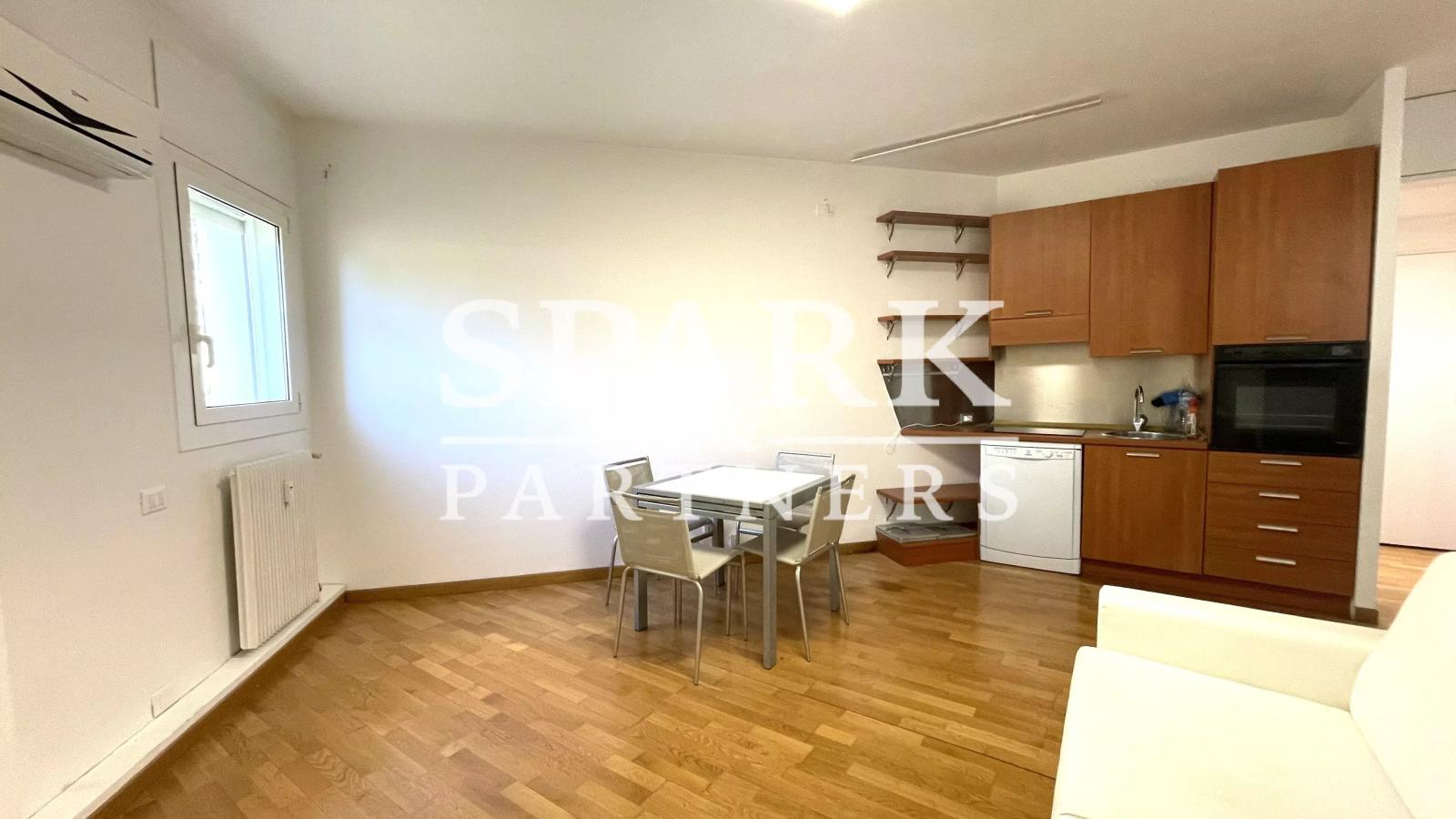 Monaco - La Rousse - 2 Pièces usage mixte