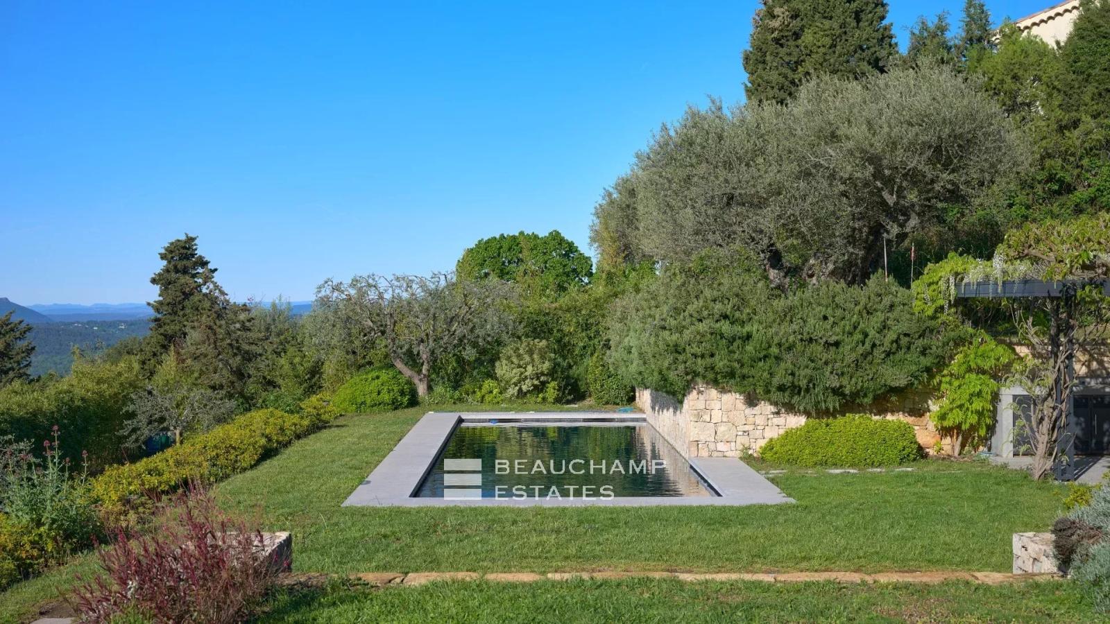 Exclusivité - Villa contemporaine avec vue panoramique