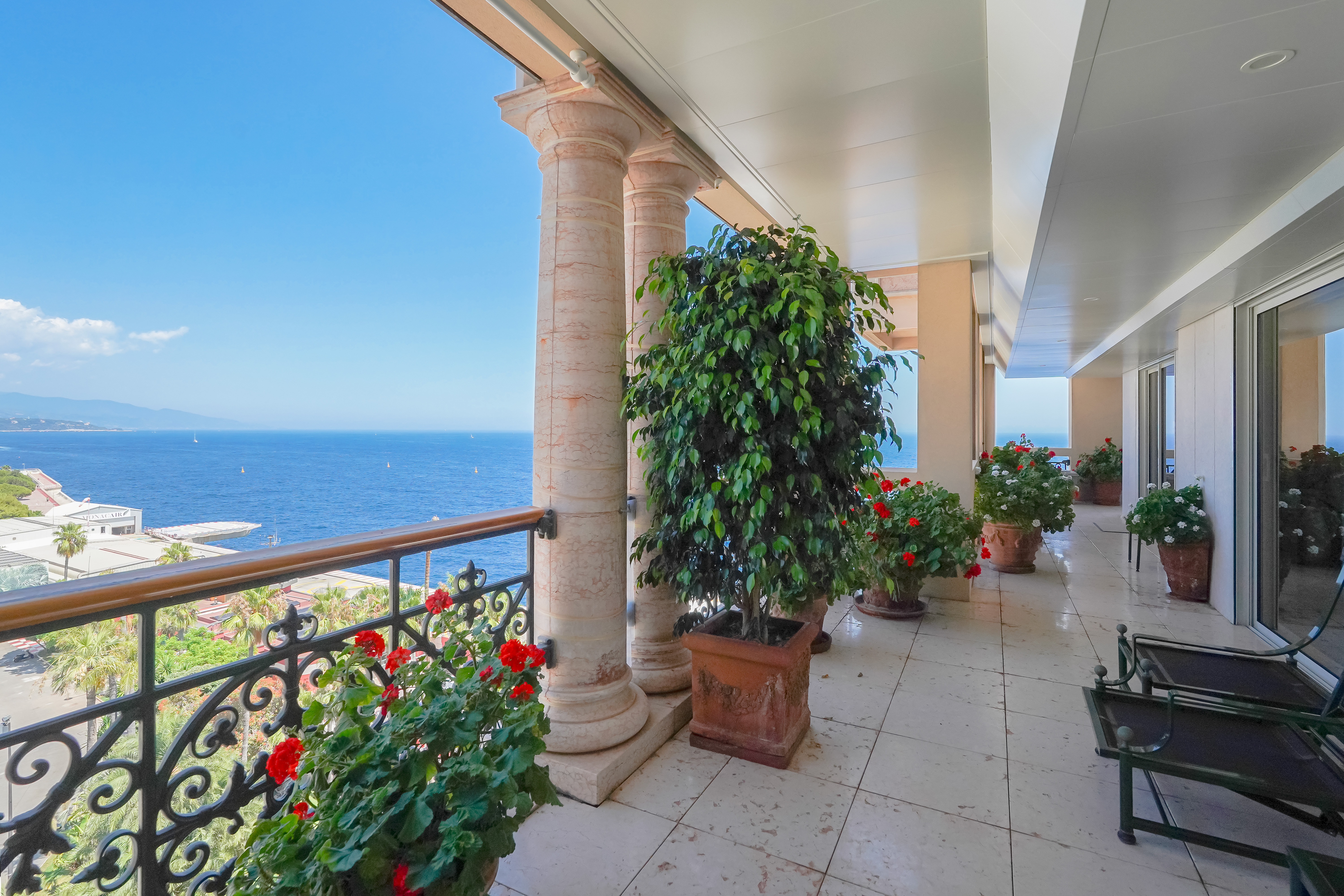 8WCcj_terrasse-bis2-chambre-1-seaside-plaa-barnes-monaco-1752848001.jpg