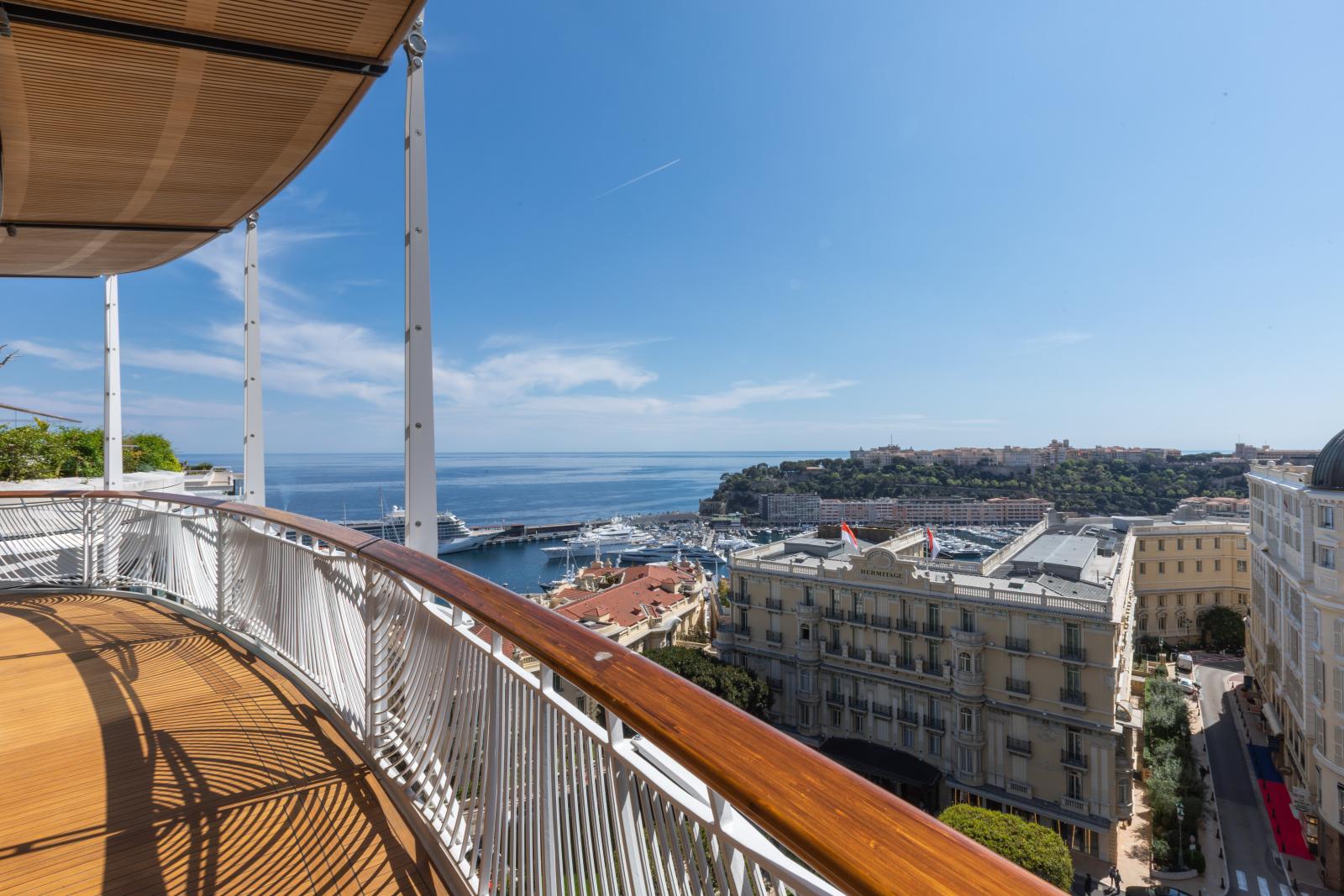 Duplex 6-pièces meublé dans la plus prestigieuse résidence de Monaco, le One Monte-Carlo