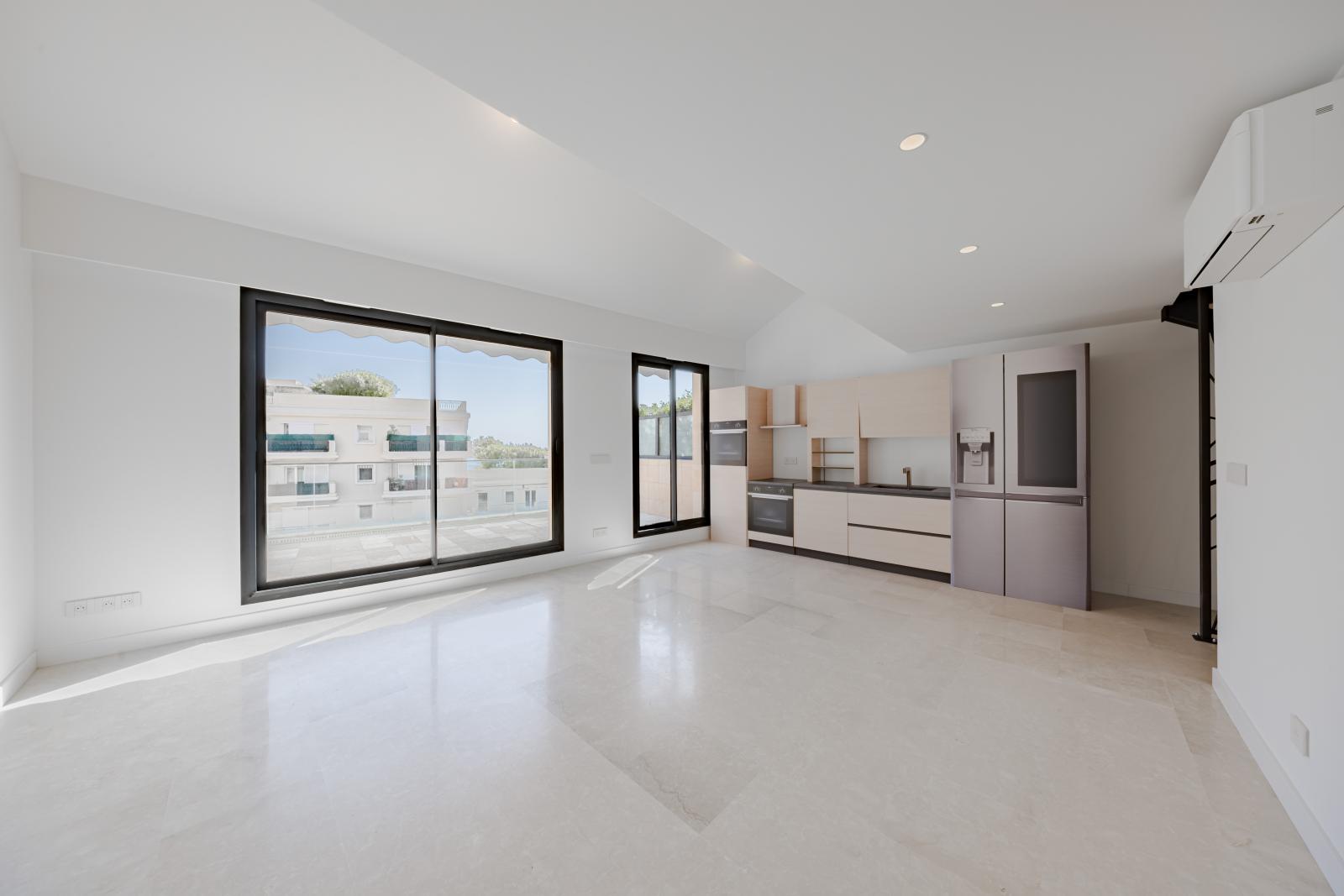 MAGNIFIQUE 3 CHAMBRES RÉNOVÉ