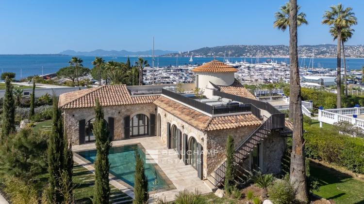 Villa contemporaine avec vue mer panoramique - Cap d'Antibes