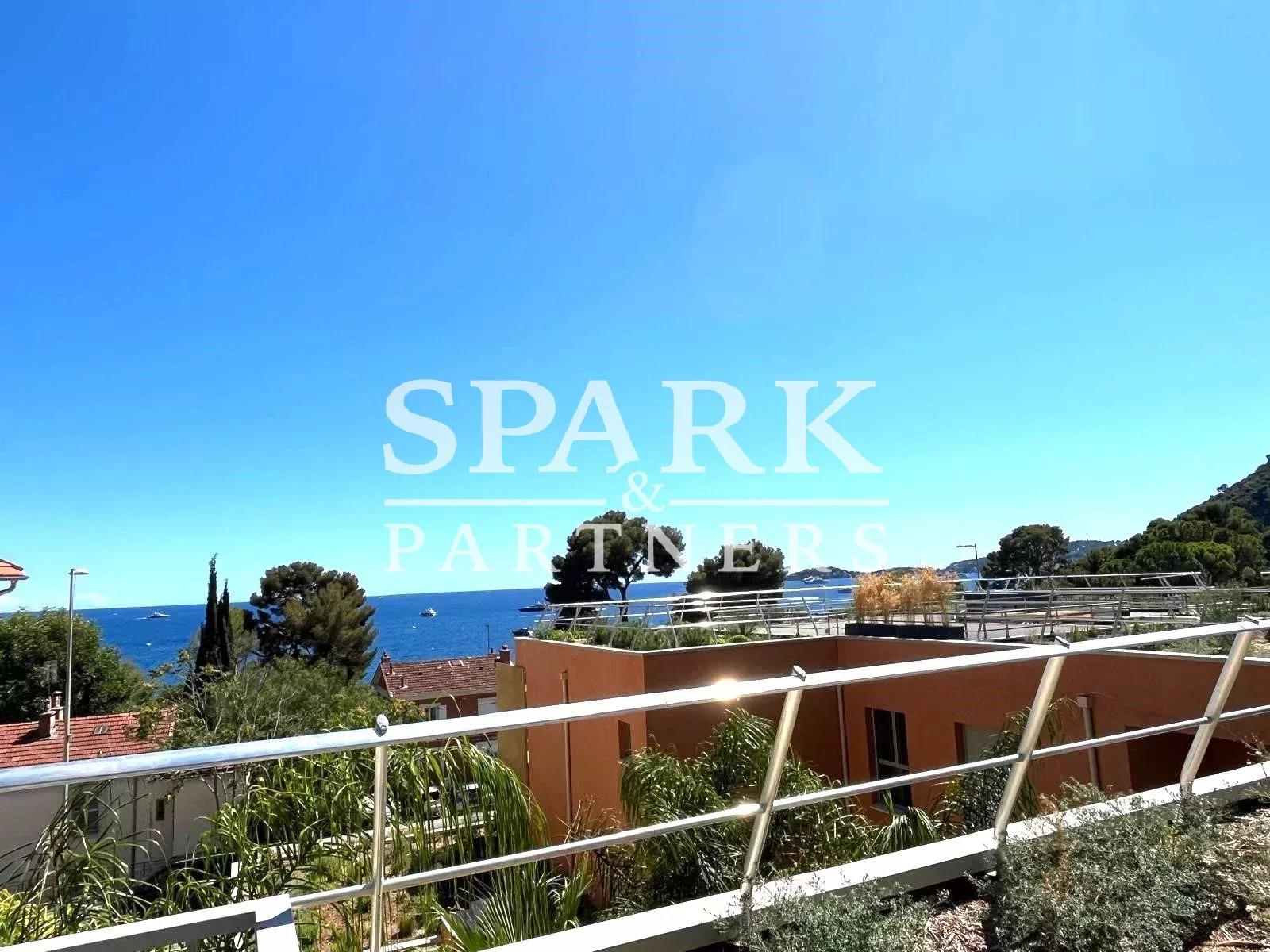 Eze bord de mer - Superbe penthouse de 4 pièces - Vue mer