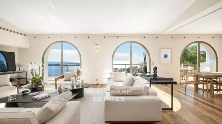 Villa contemporaine avec vue mer panoramique - Cannes