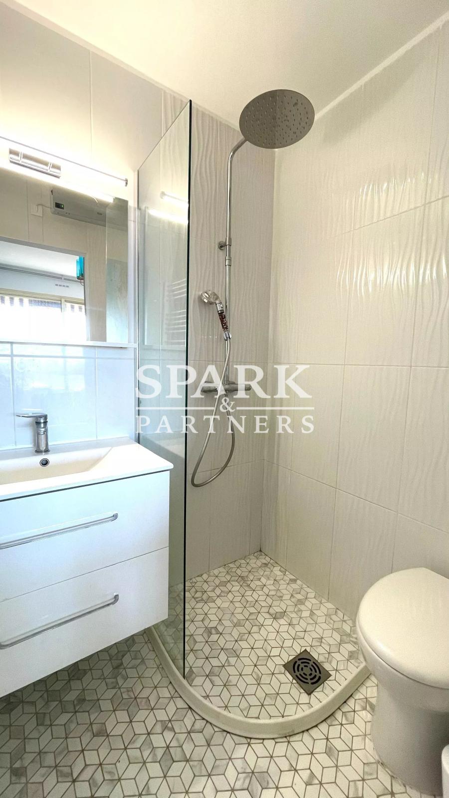 Menton garavan - 3 Pièces meublé - Résidence front de mer