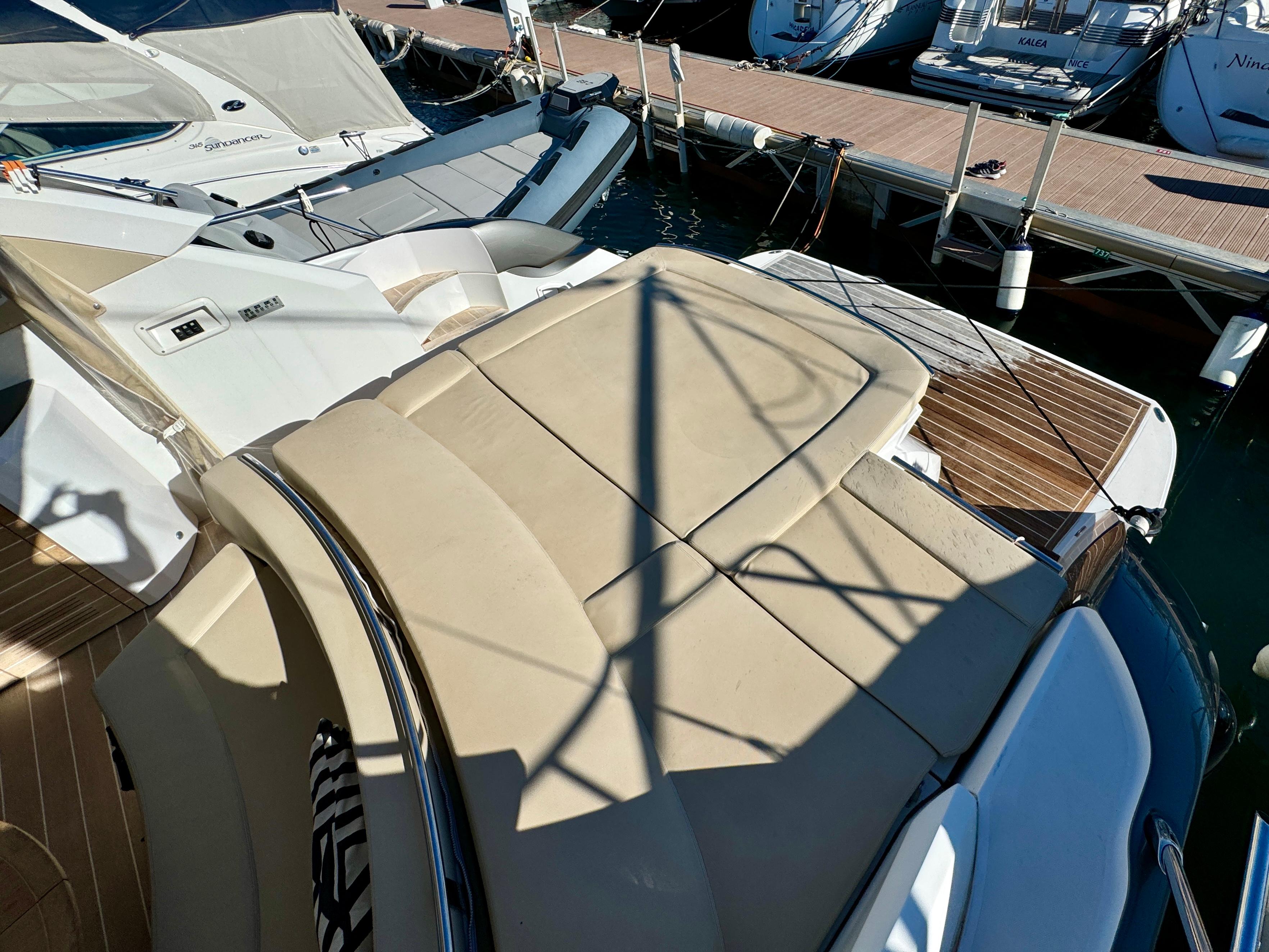 3268e_6728e_2019-sessa-marine-c44-cruiser-power-9638806-20241218075828943-1_xlarge.jpg