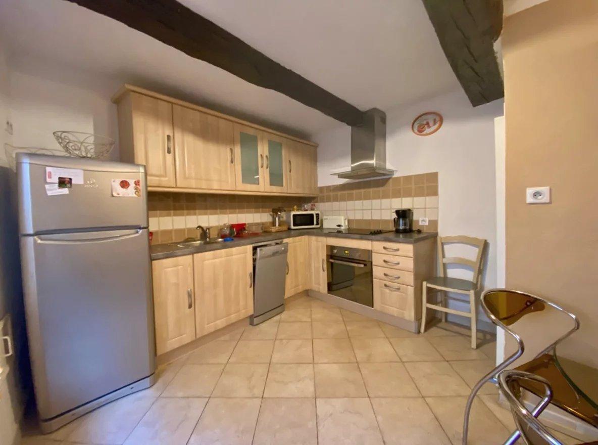 AMPUS CHARMANTE MAISON DE VILLAGE 2/3 PIECES