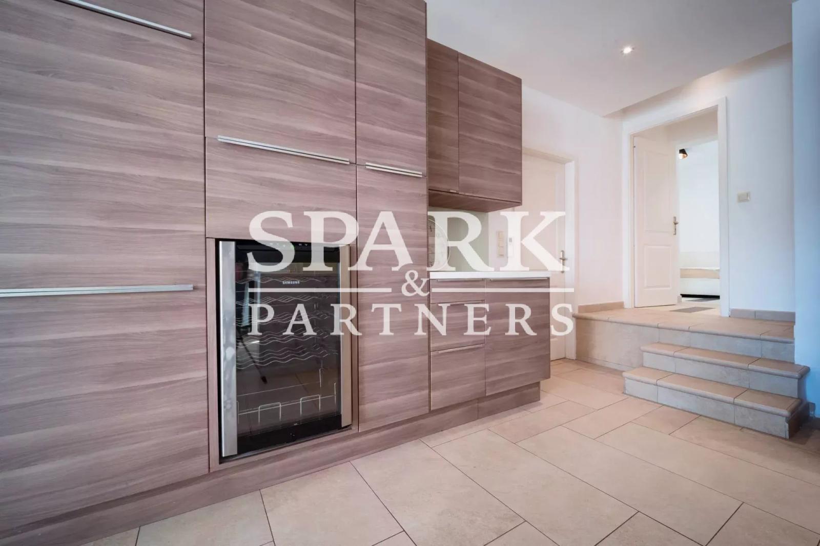 Beausoleil - Superbe appartement 4 pièces - vue imprenable sur la mer