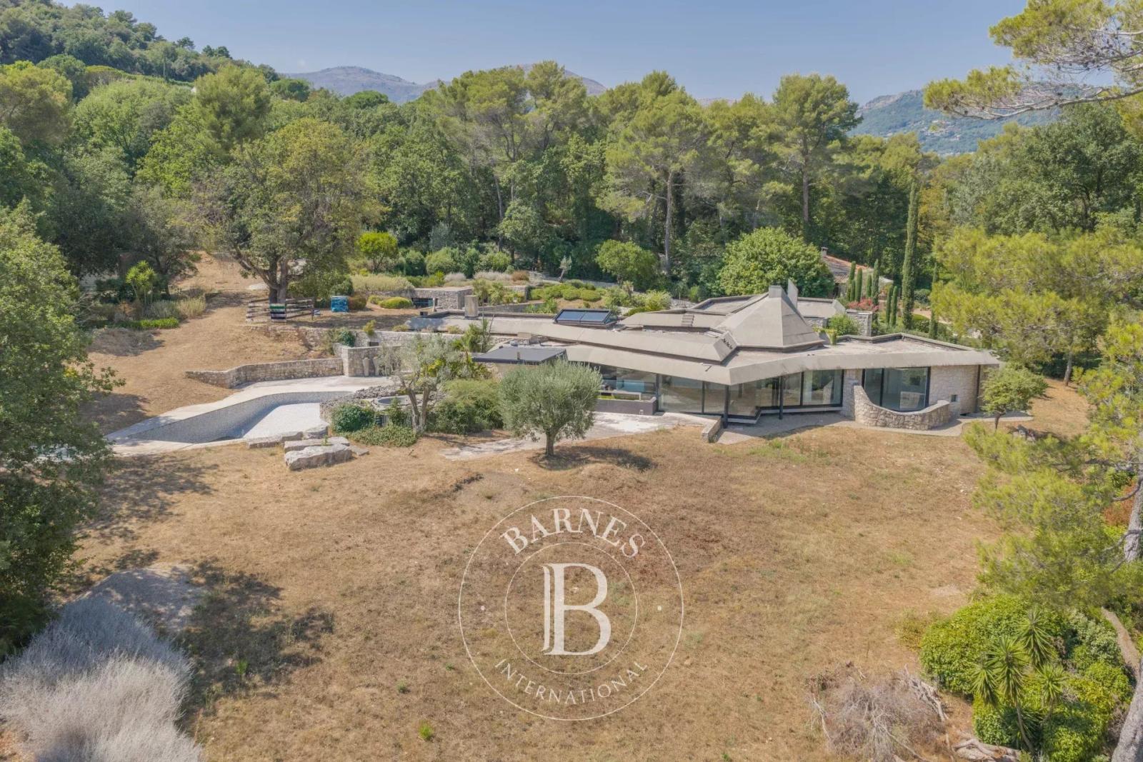L’Odyssée – Propriété contemporaine d’exception à Saint-Paul de Vence