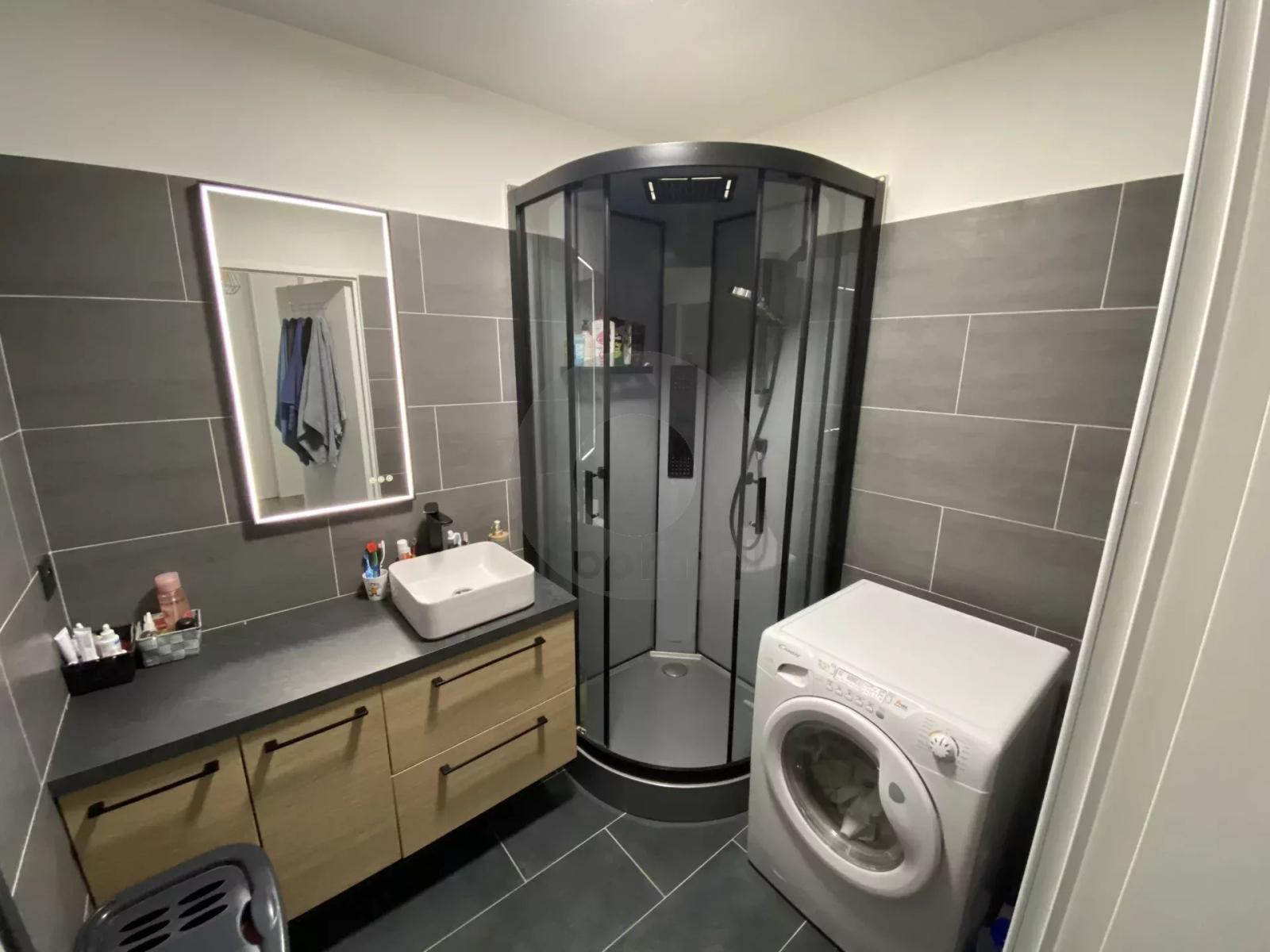 A VENDRE MENTON BORRIGO 3P 65M2 CLEF EN MAIN TERRASSE CAVE GARAGE NORMES P.M.R