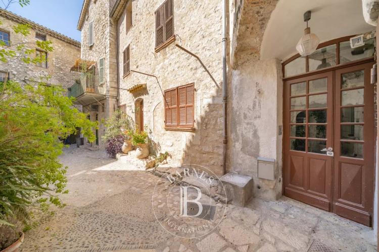 Saint-Paul de Vence - Maison de village - 6 pièces - à rénover