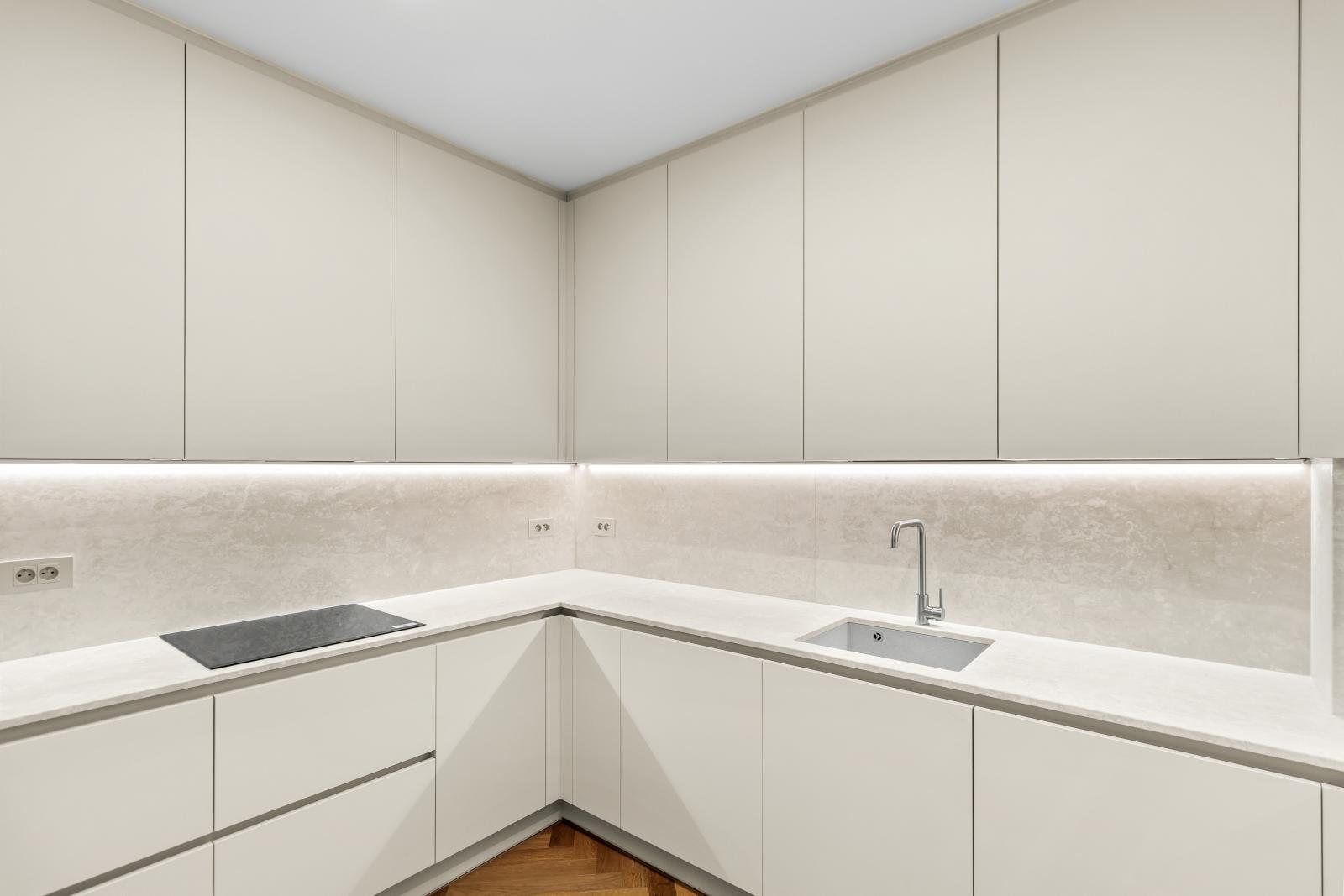 Condamine : 3 pièces neuf avec parking