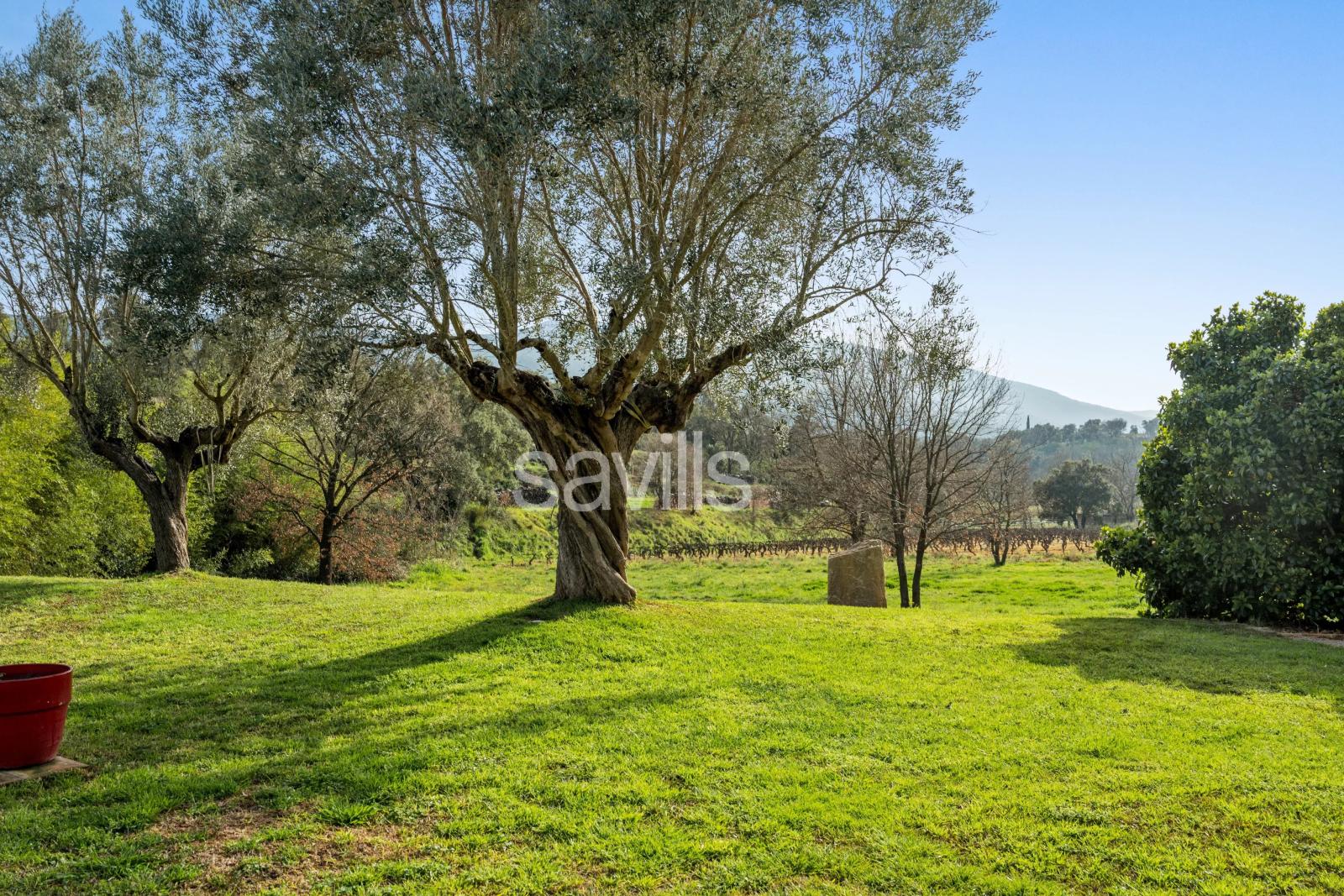Villa au calme avec vue dégagée sur la campagne