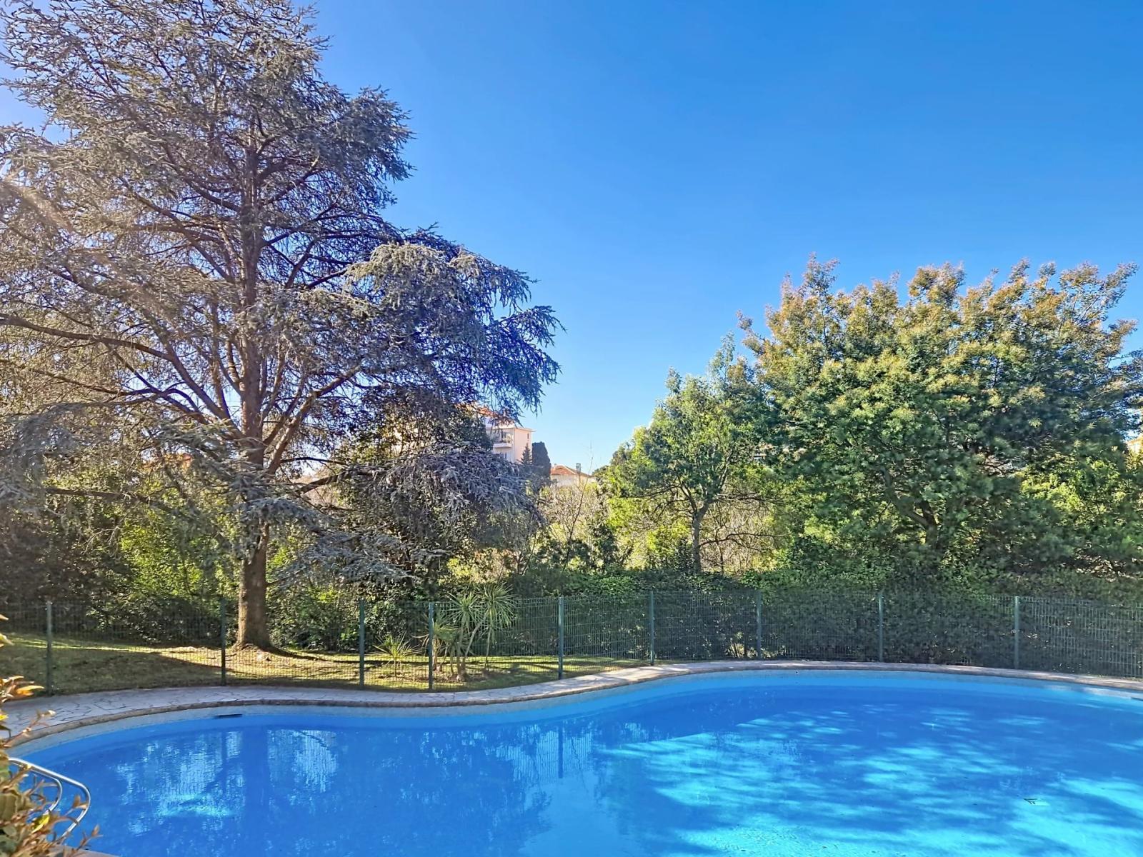 EXCLUSIVITÉ – 3 PIECES D'ANGLE DERNIER ETAGE