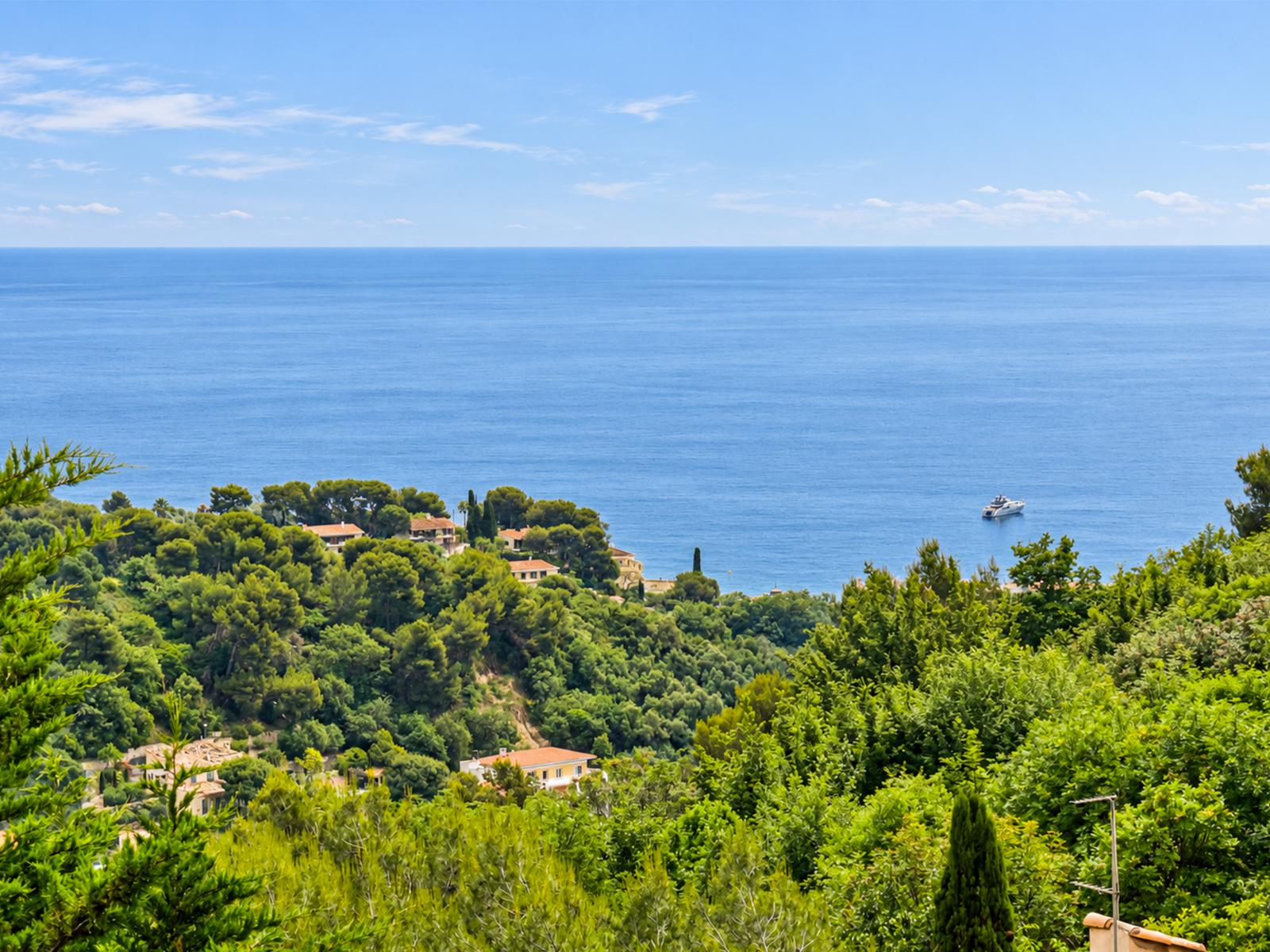 ROQUEBRUNE-CAP-MARTIN - MAISON - PISCINE & VUE MER