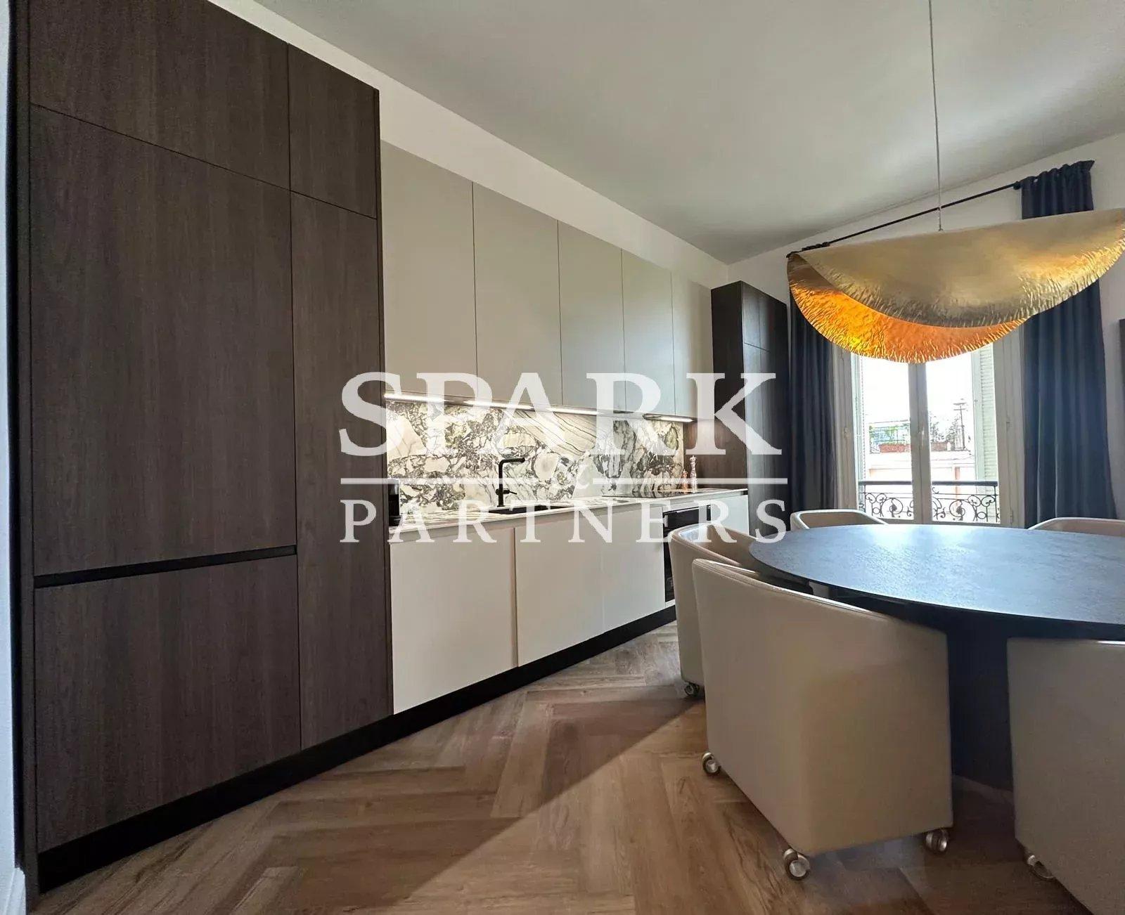 Beausoleil - Limitrophe Monaco Immeuble de grand Standing